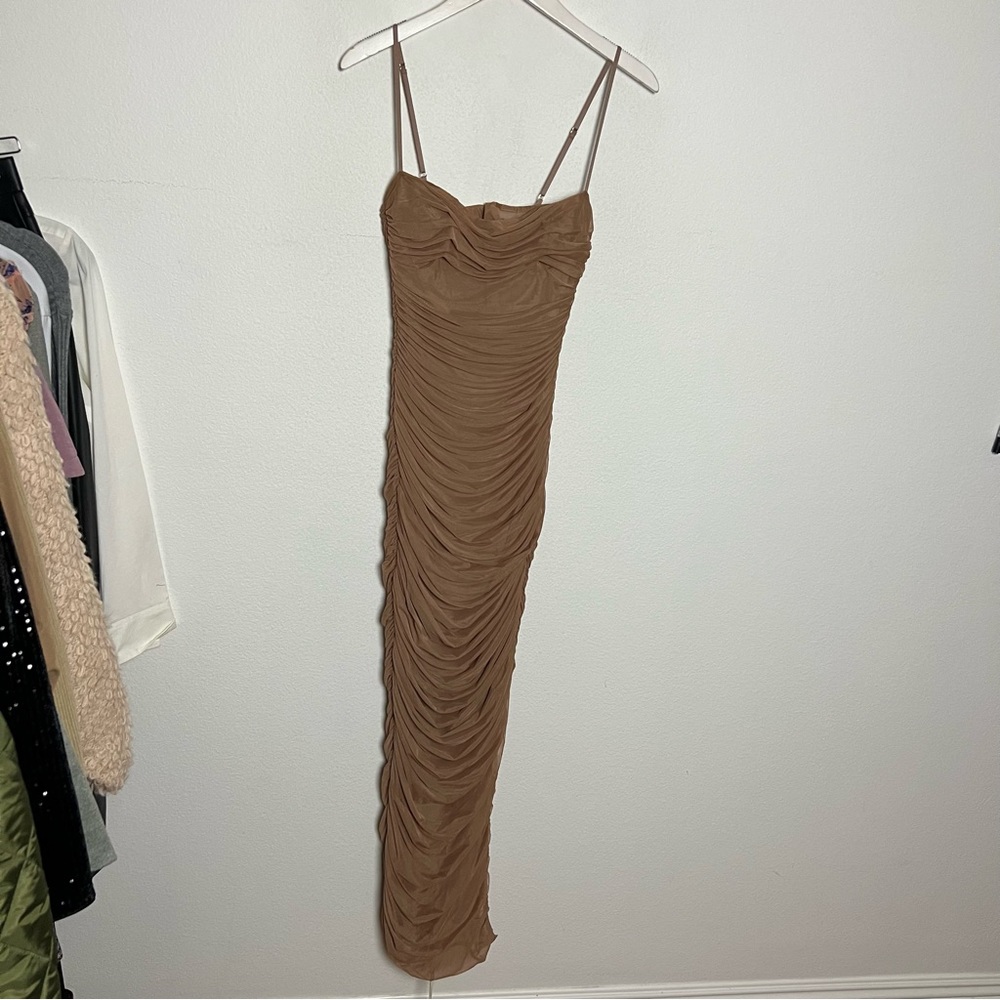House of CB Fornarina Organza Mesh Ruched Maxi Dress Tan Size Small - Picture 4 of 12